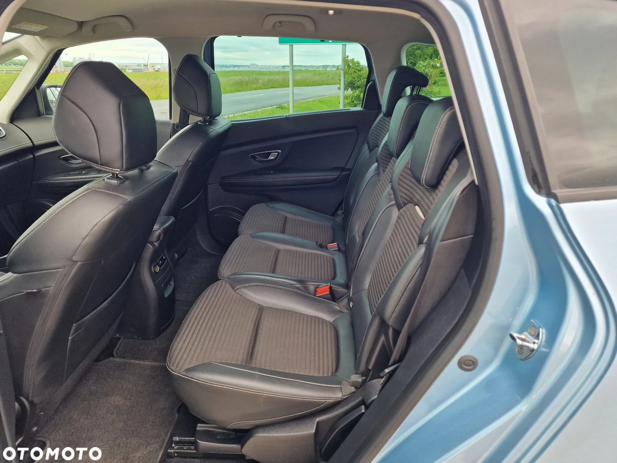 Renault Scenic BLUE dCi 120 EDC LIMITED - 22