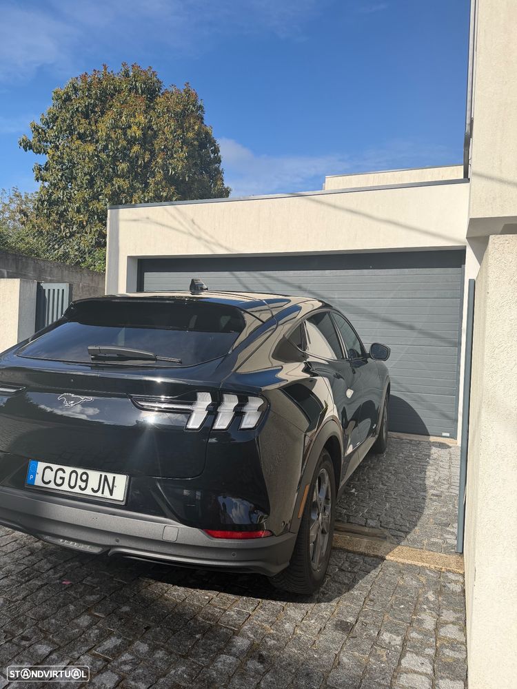 Ford Mustang Mach-E Standard - 5