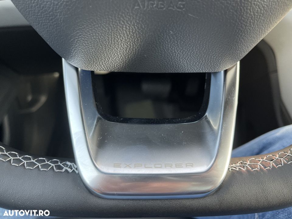 Ford Explorer - 29