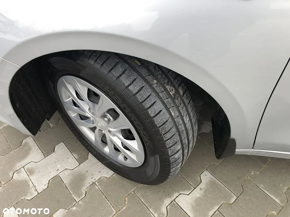 Kia Ceed 1.6 CRDi SCR M - 27