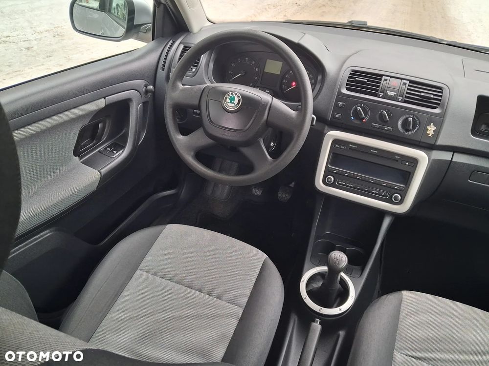 Skoda Fabia 1.2 HTP Classic - 29