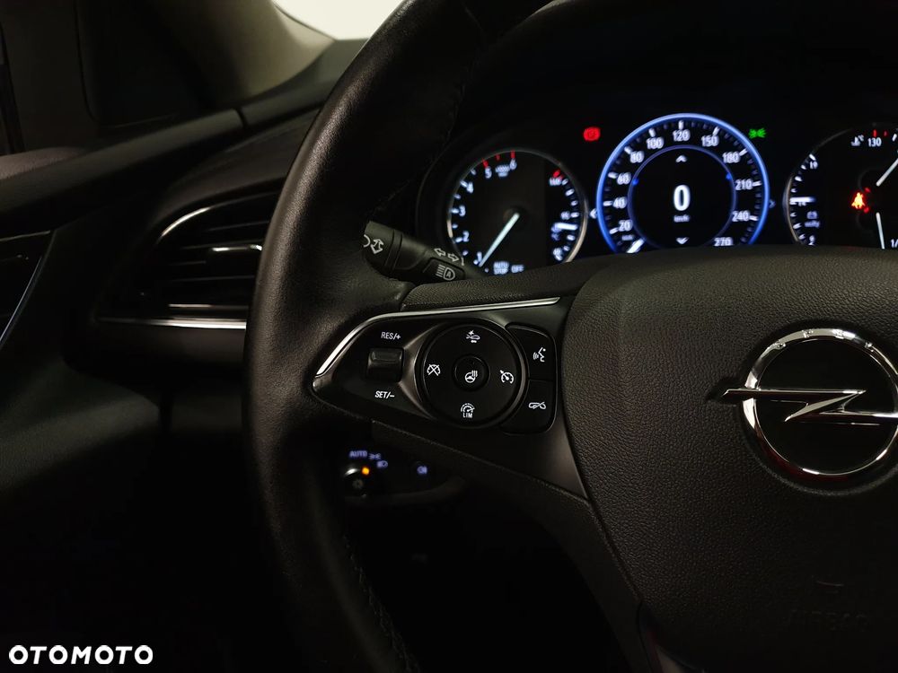 Opel Insignia 2.0 4x4 Innovation - 12