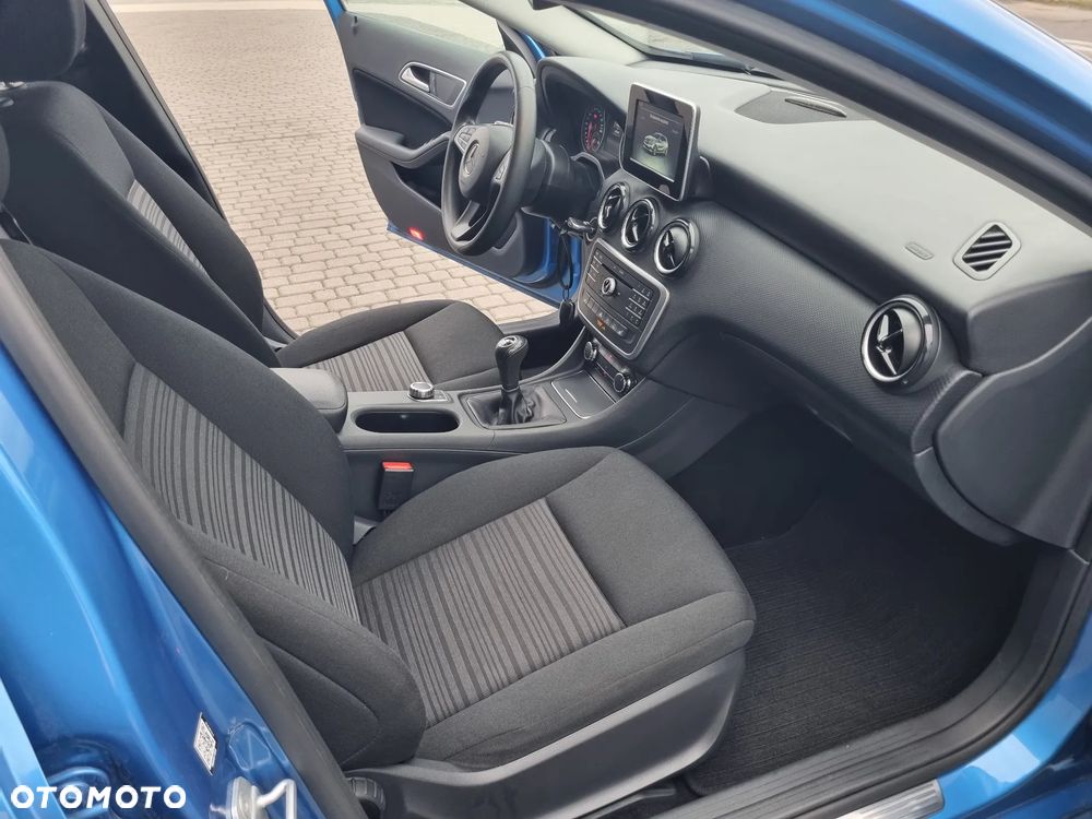 Mercedes-Benz Klasa A 200 (BlueEFFICIENCY) Style - 29