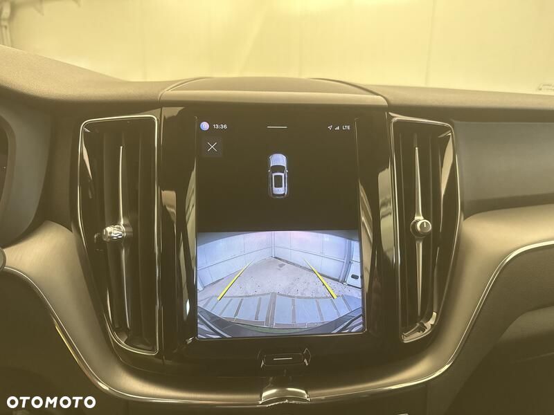 Volvo XC 60 B4 B Core - 18