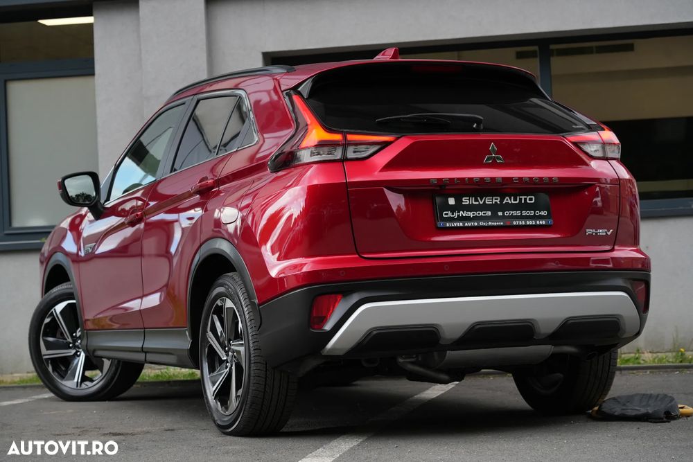 Mitsubishi Eclipse-Cross 4WD Top - 15
