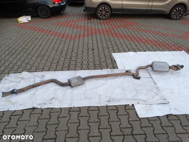 BMW 3 E90 E91 N47 316d 318d 320d Tłumik Wydech Katalizator Komplet Oryginał Środkowy Tylny  7793620  7793237 - 1