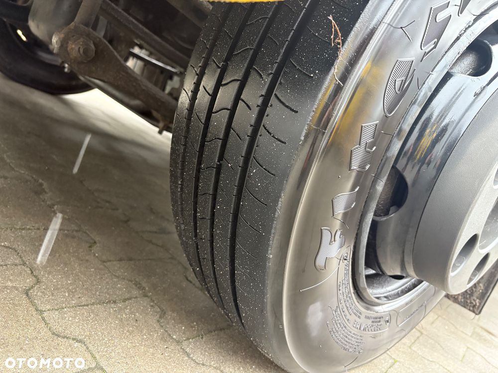 Iveco Eurocargo 100E18 - 12