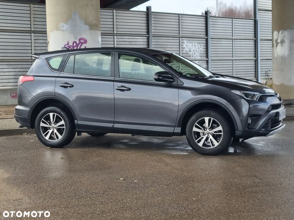 Toyota RAV4 2.0 D-4D Premium 4x2 - 9