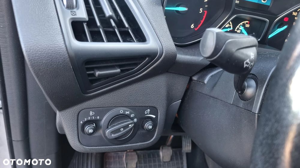 Ford Kuga 2.0 TDCi 4x2 Titanium - 20