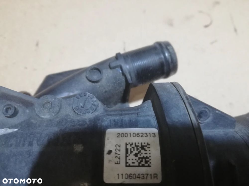 Renault Master III IV obudowa termostatu króciec oryg 2.3 dci 110604371r - 3