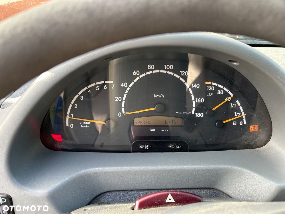 Mercedes-Benz Sprinter - 7