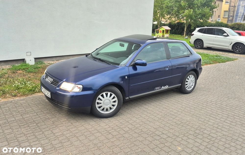 Audi A3 3-drzwiowe 1.6 Ambition - 40