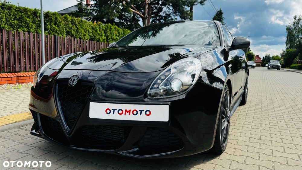 Alfa Romeo Giulietta 1.6 JTDM 16V Veloce - 4
