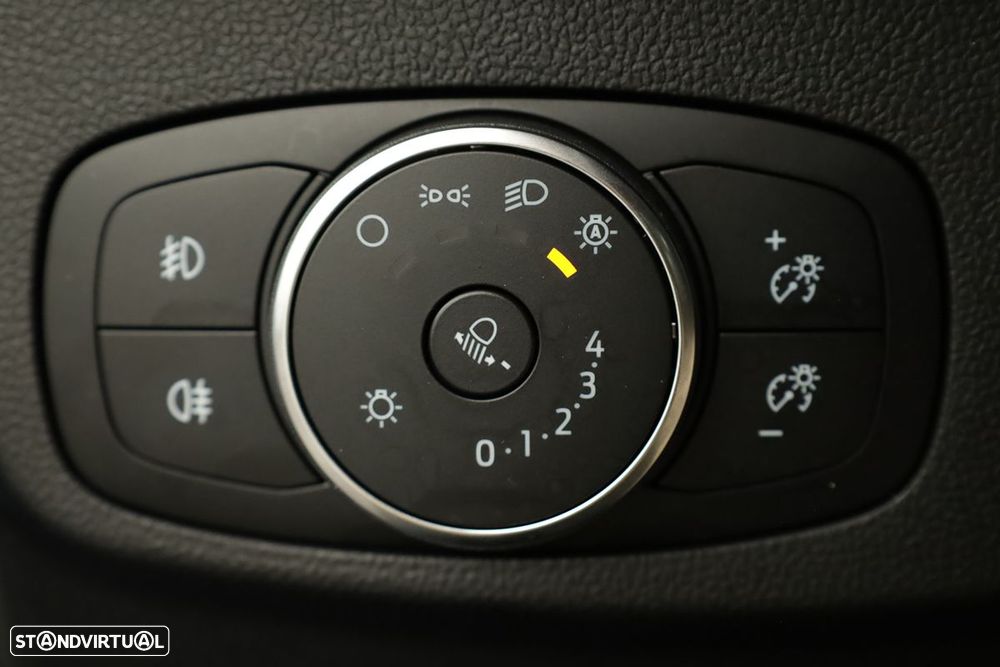 Ford Focus 1.0 EcoBoost MHEV ST-Line X - 19