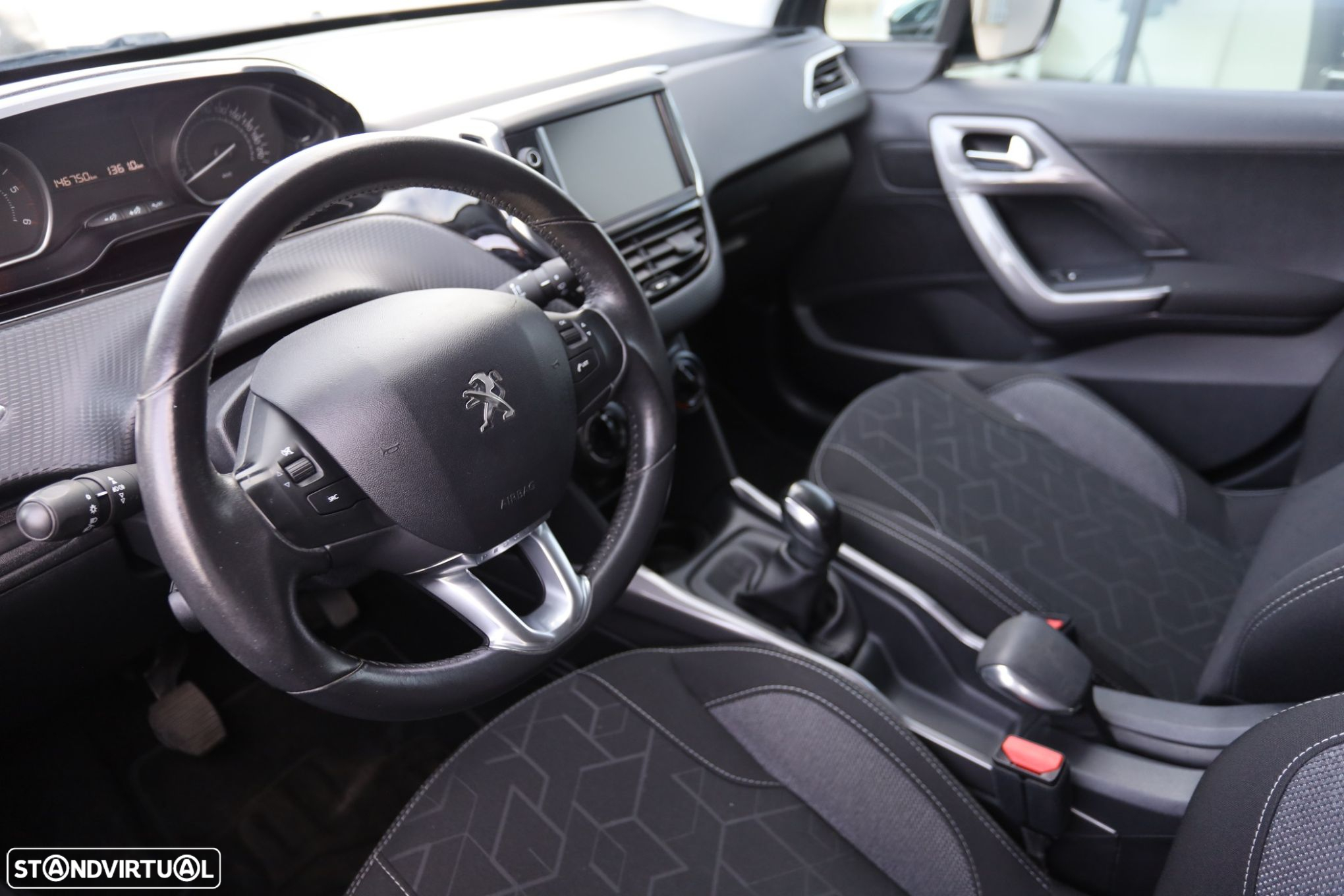 Peugeot 2008 1.6 BlueHDi Style - 7