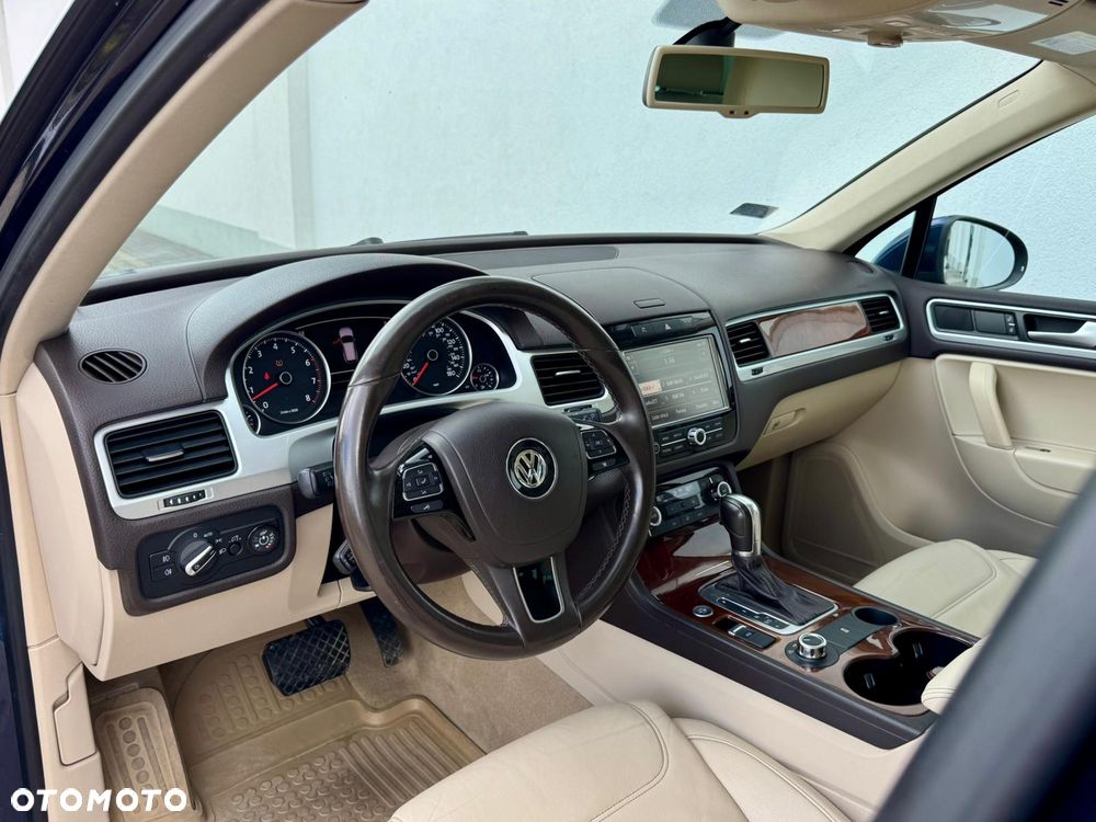 Volkswagen Touareg - 7