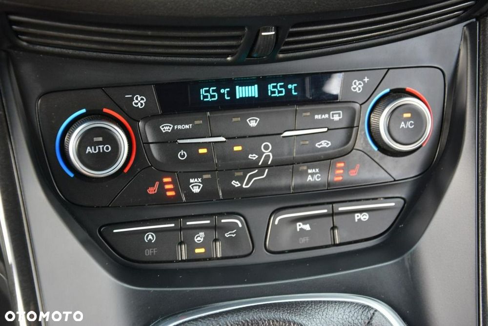 Ford Kuga 1.5 EcoBoost 2x4 ST-Line - 26