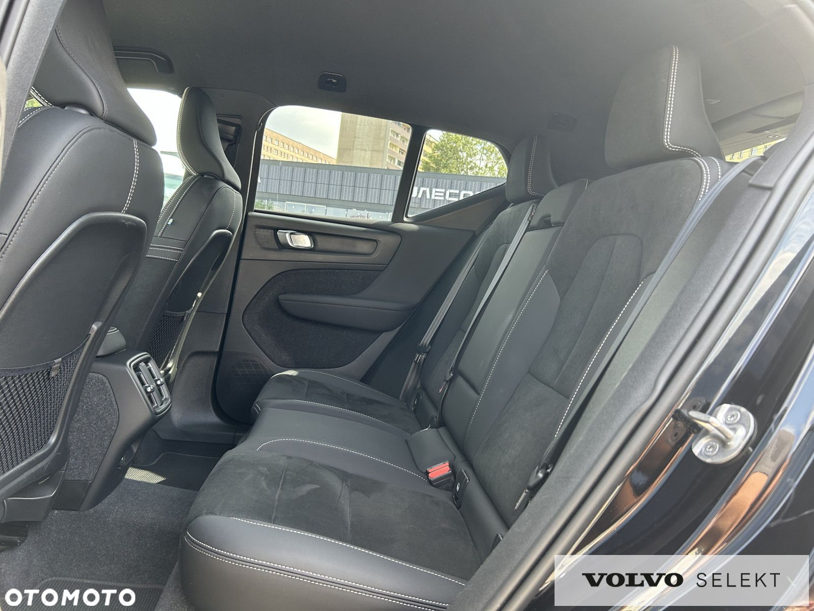 Volvo XC 40 - 30