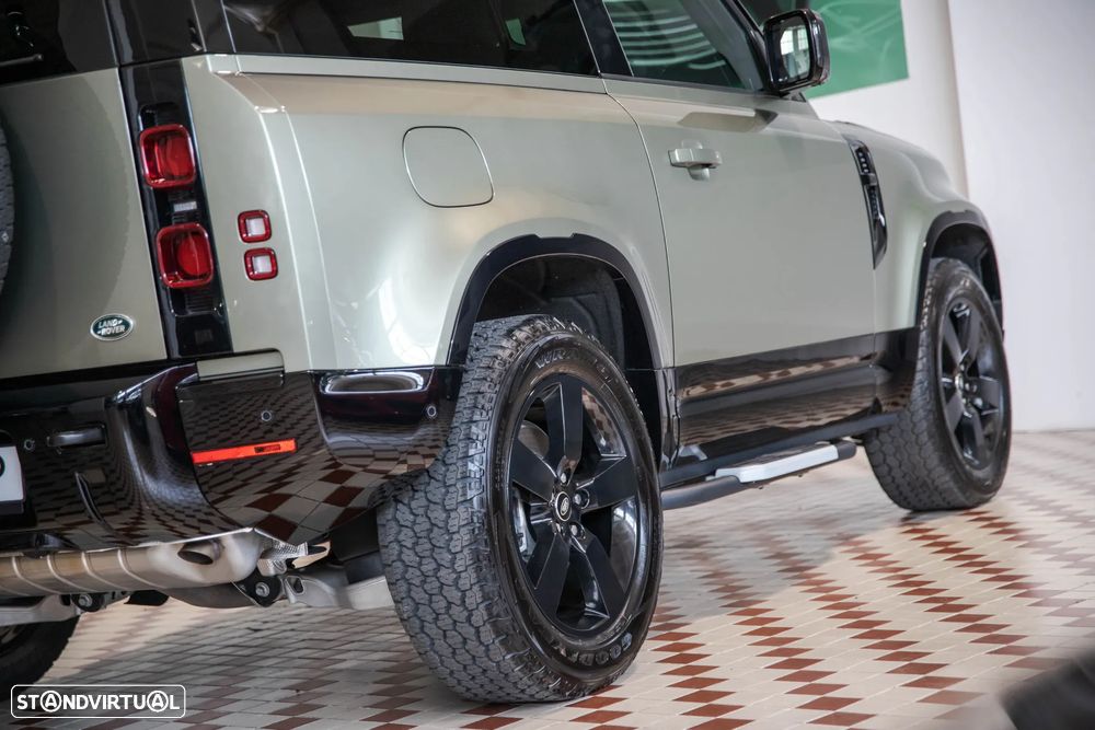 Land Rover Defender 3.0 I6 90 AWD X-Dynamic S - 8