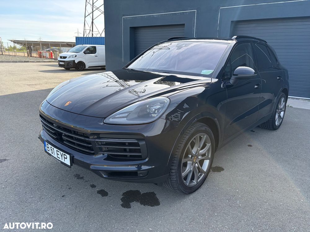 Porsche Cayenne E-Hybrid - 3