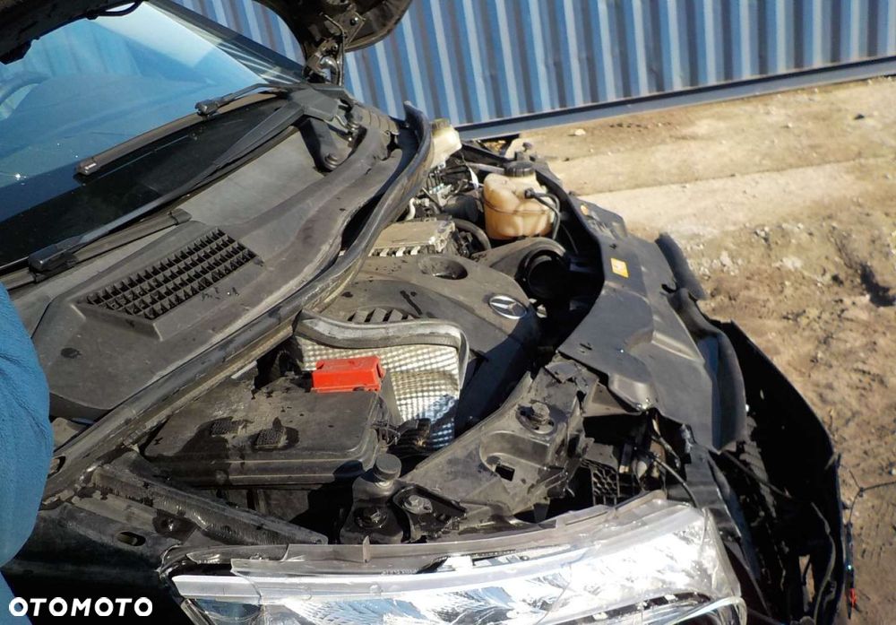 Mercedes-Benz Klasa V - 4