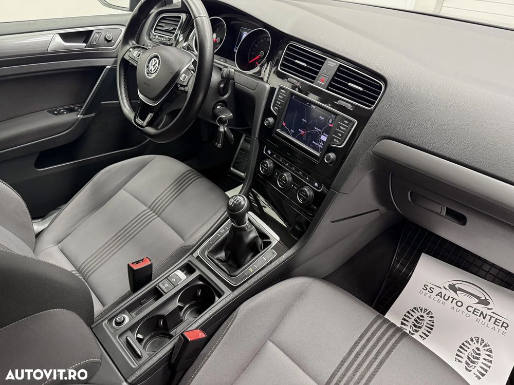 Volkswagen Golf 1.6 TDI BlueMotion Technology Allstar - 15