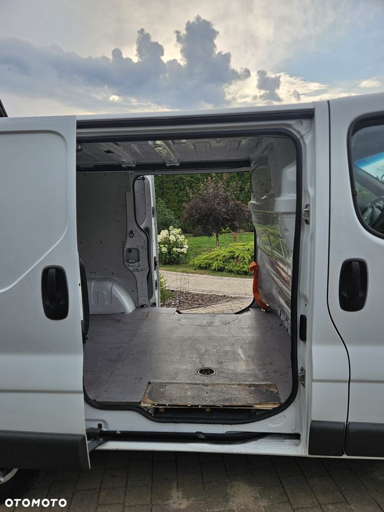 Renault Trafic - 9