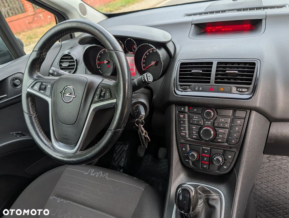 Opel Meriva 1.4 T Enjoy S&S - 19