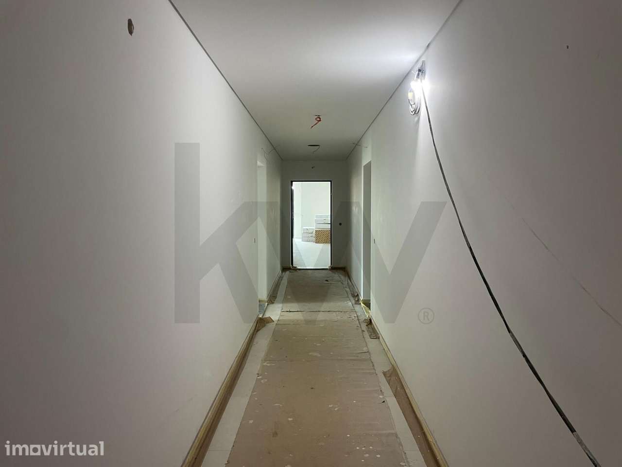 T2 novo Caniço com jardim privativo - Grande imagem: 3/17