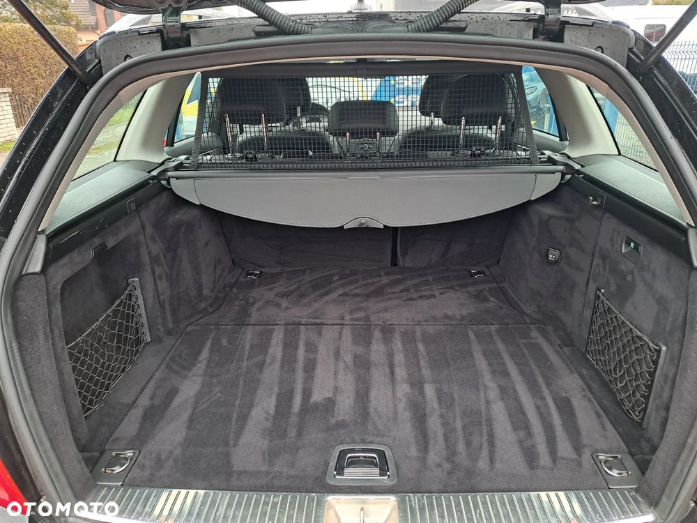 Mercedes-Benz Klasa C 180 T Kompressor Automatik Avantgarde - 8