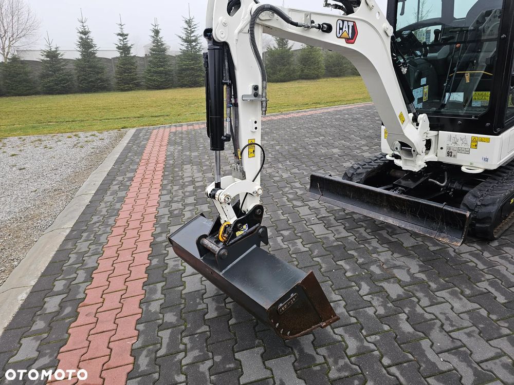 Caterpillar 301.8 05A - 11