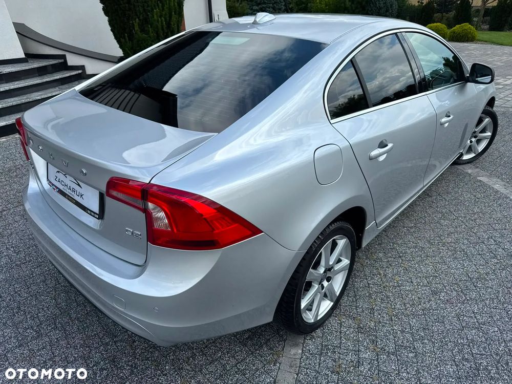 Volvo S60 D2 Momentum - 3