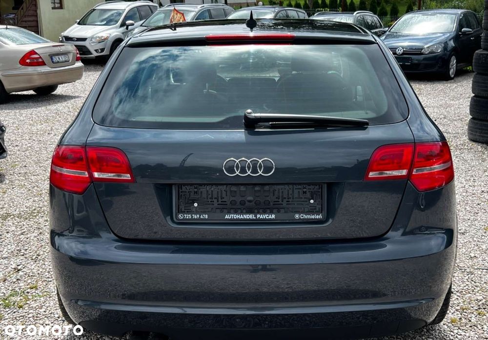 Audi A3 Sportback - 11