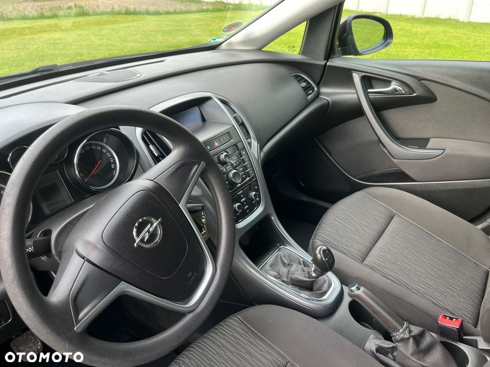 Opel Astra 1.6 Style - 9