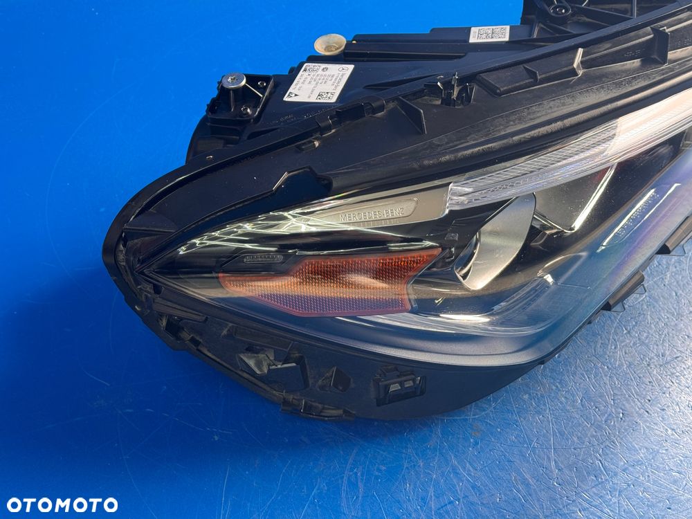 PRAWY FULL LED PERFORMANCE MERCEDES W118 USA KOMPLETNA - 11