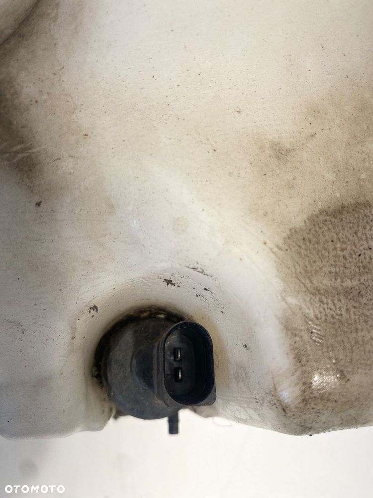 ZBIORNIK SPRYSKIWACZY  IVECO DAILY VI Autobus 2014 - 2022 50C16 115 kW [156 KM] olej napędowy 2019 - 2