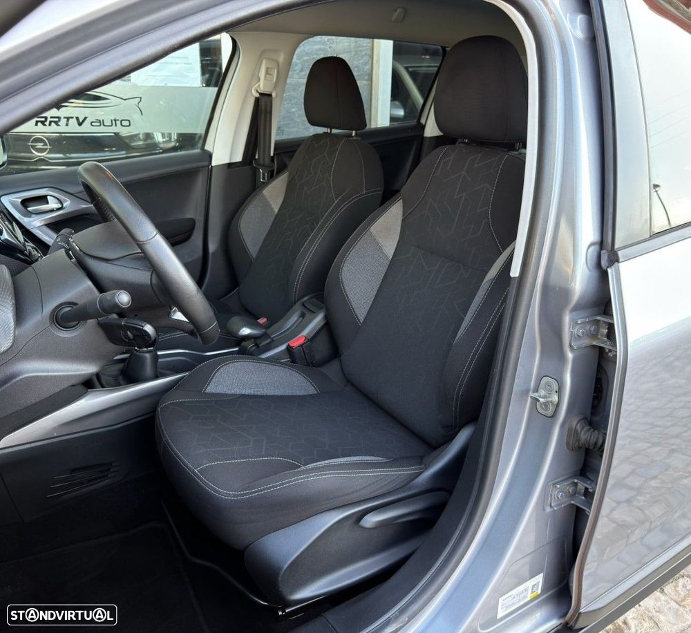 Peugeot 2008 1.2 PureTech Active - 8