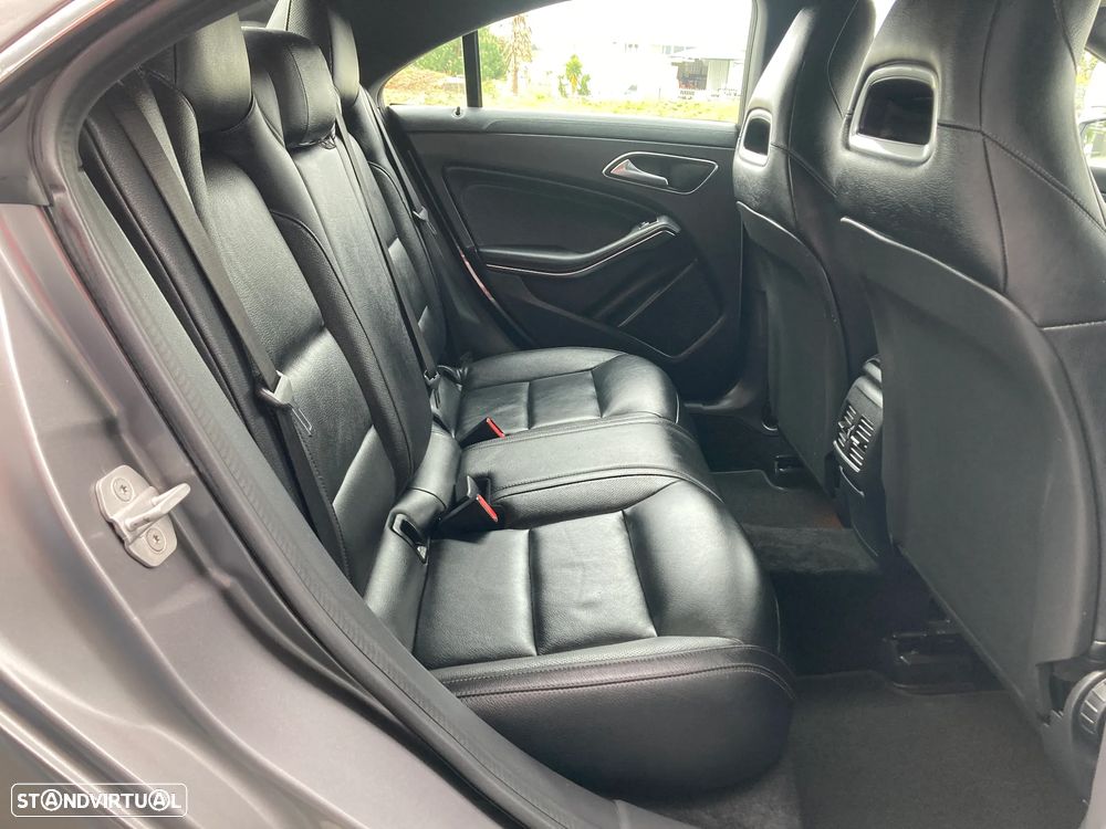 Mercedes-Benz CLA 220 CDI Urban Aut. - 37