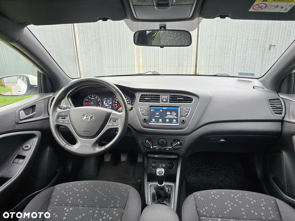 Hyundai i20 1.2 Comfort - 22