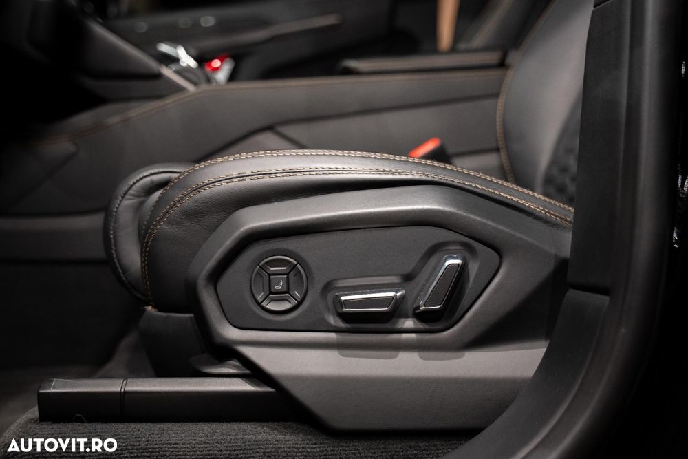 Lamborghini URUS - 30