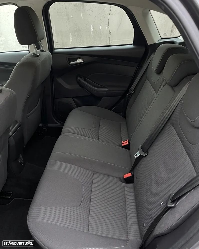 Ford Focus SW 1.6 TDCi DPF S&S Titanium - 3