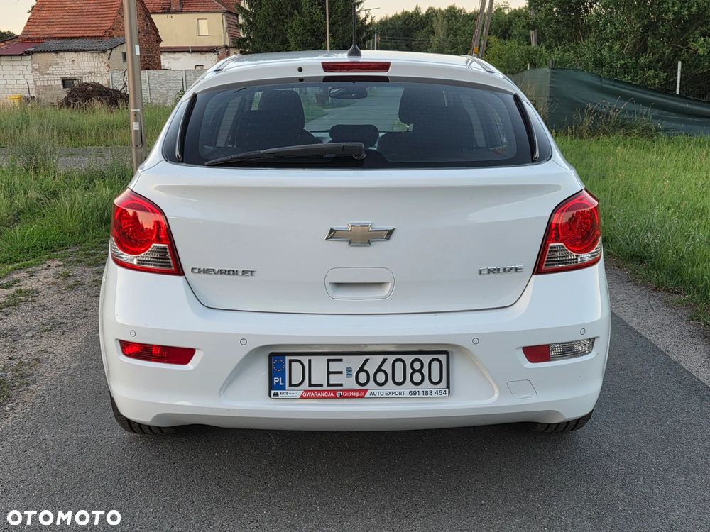 Chevrolet Cruze 1.8 LTZ+ - 8