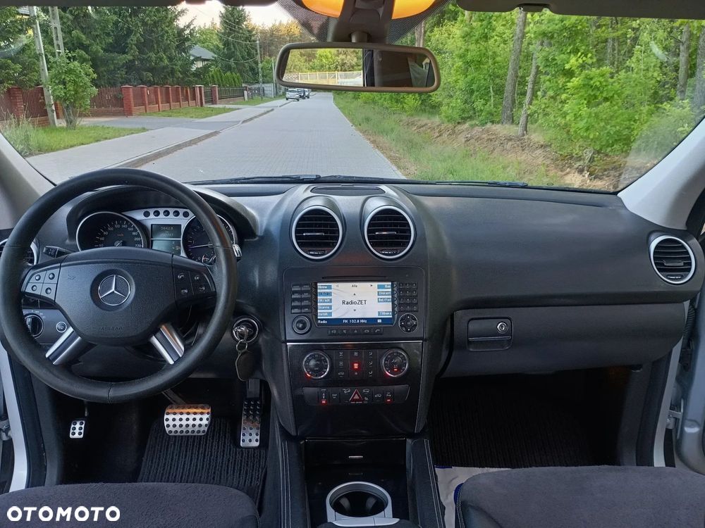 Mercedes-Benz ML 320 CDI 4-Matic - 23