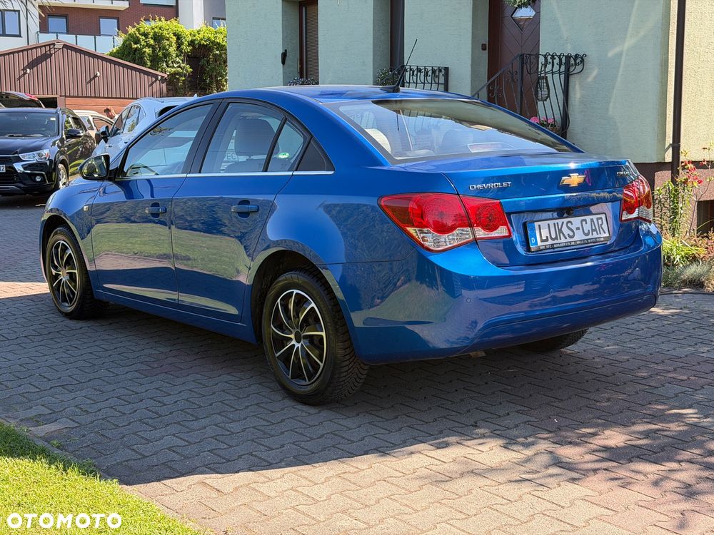 Chevrolet Cruze 1.8 LT+ - 37