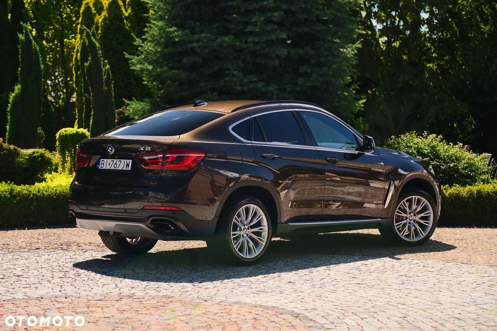 BMW X6 xDrive50i - 4