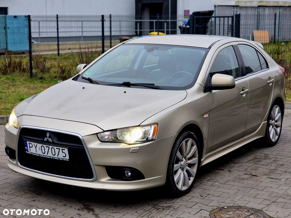 Mitsubishi Lancer - 3