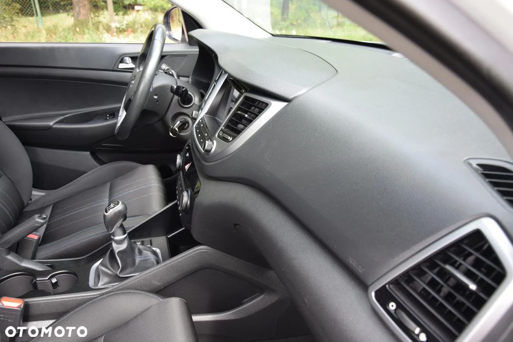 Hyundai Tucson 1.7 CRDI BlueDrive Comfort 2WD - 17