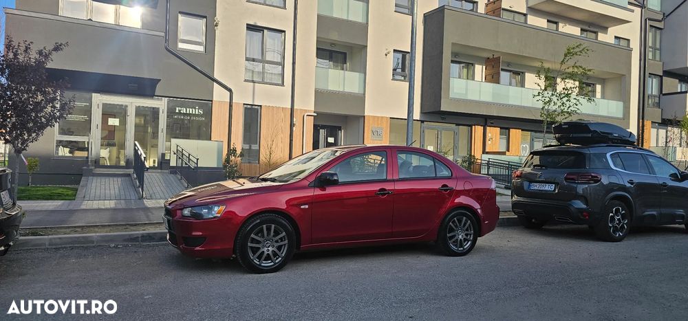 Mitsubishi Lancer 1.6 Inform A01 - 2