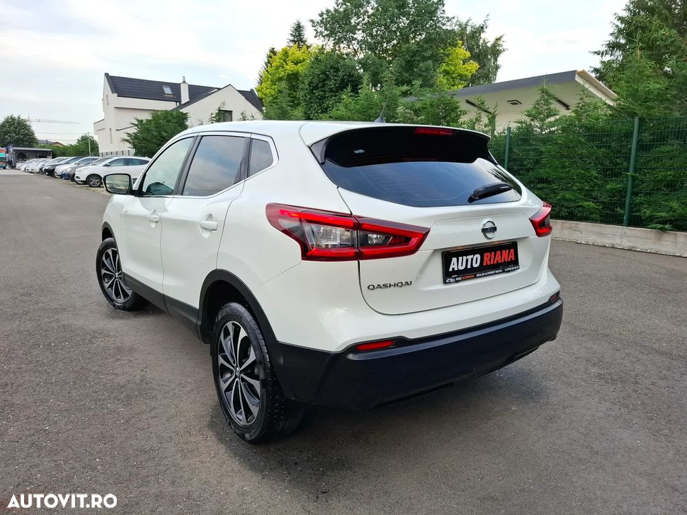 Nissan Qashqai - 2