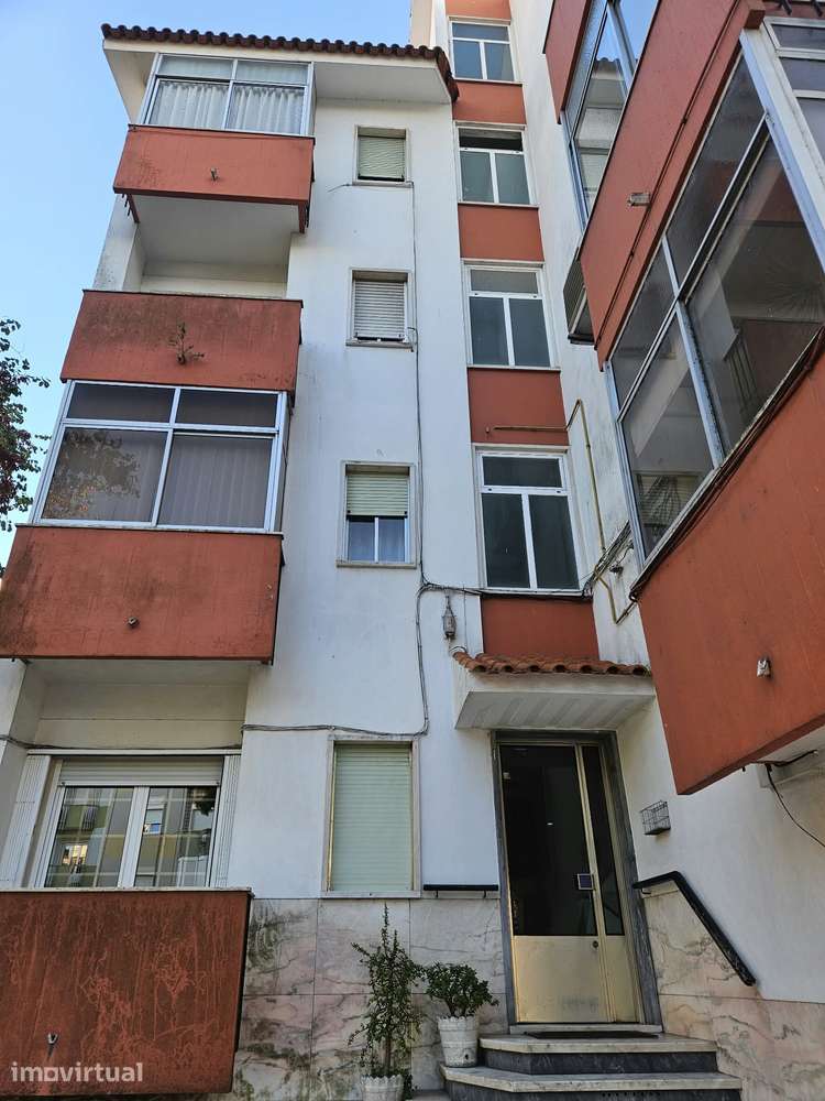 Apartamento T2 para INVESTIMENTO Amadora - Grande imagem: 3/10